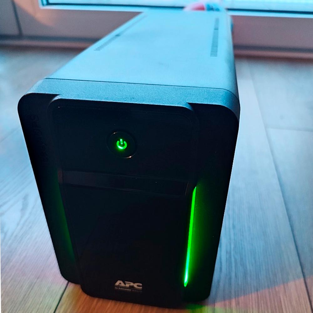 UPS APC Back- 1200VA - CA 120 V - 650 vatios - 1200 VA - 1 fase - 9 Ah - 6 conectores de salida color negro BVX1200L-LM