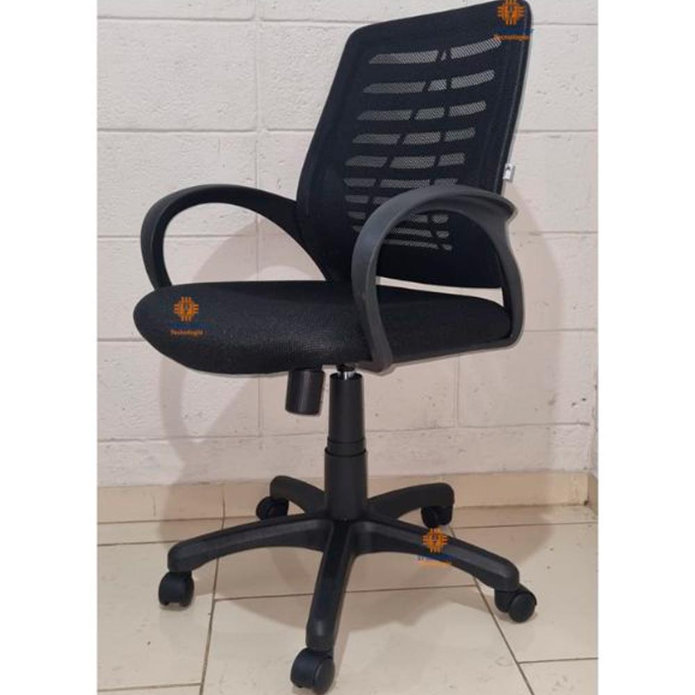 Silla Ejecutiva De Escritorio Aerochair color Negro Xtech QZY-1151