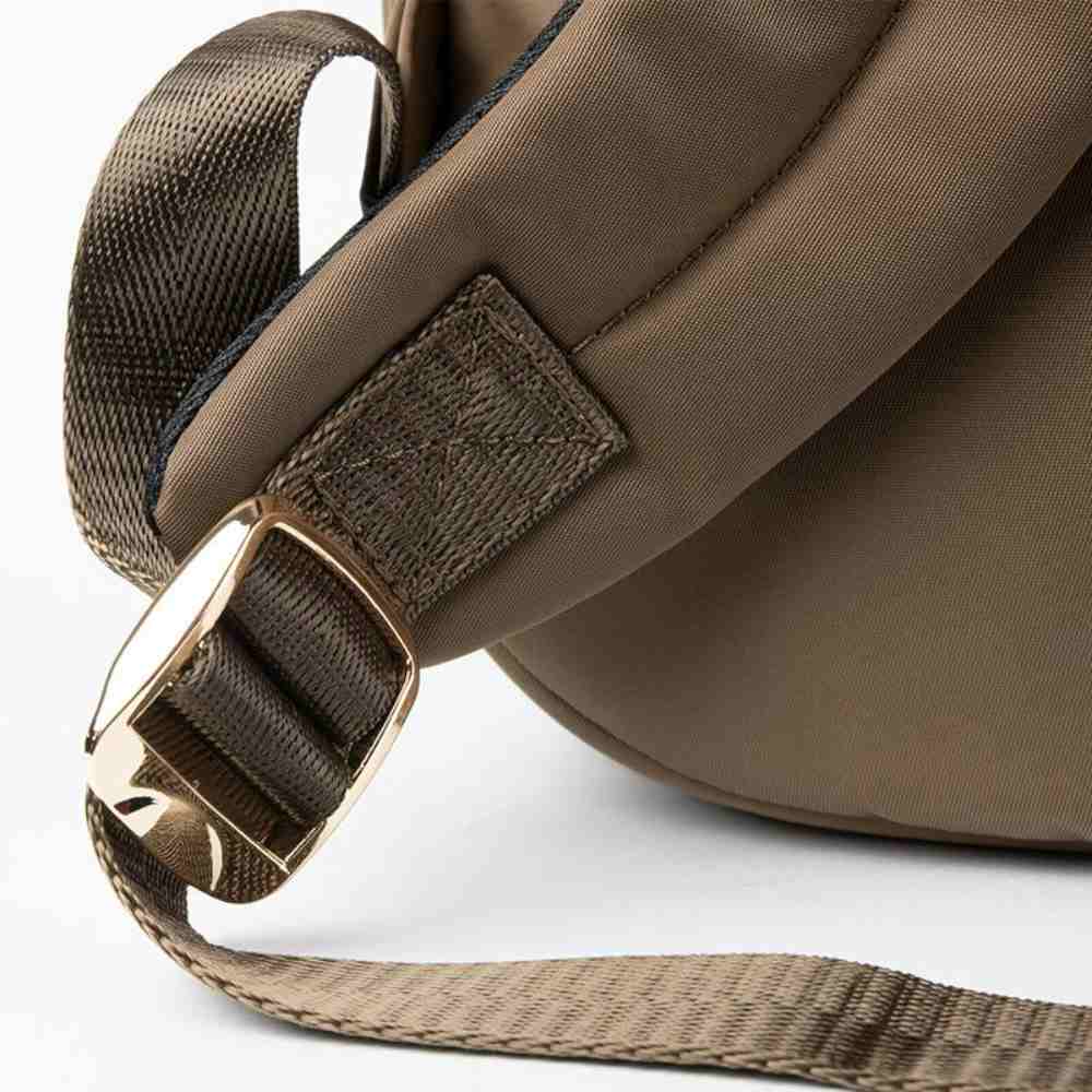 Mochila para laptop Klip Xtreme Toscana 15.6" color Marrón