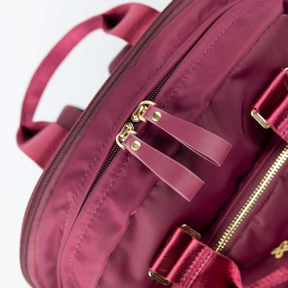 Mochila Klip Xtreme Bari para portátil de hasta 15.6" color rojo