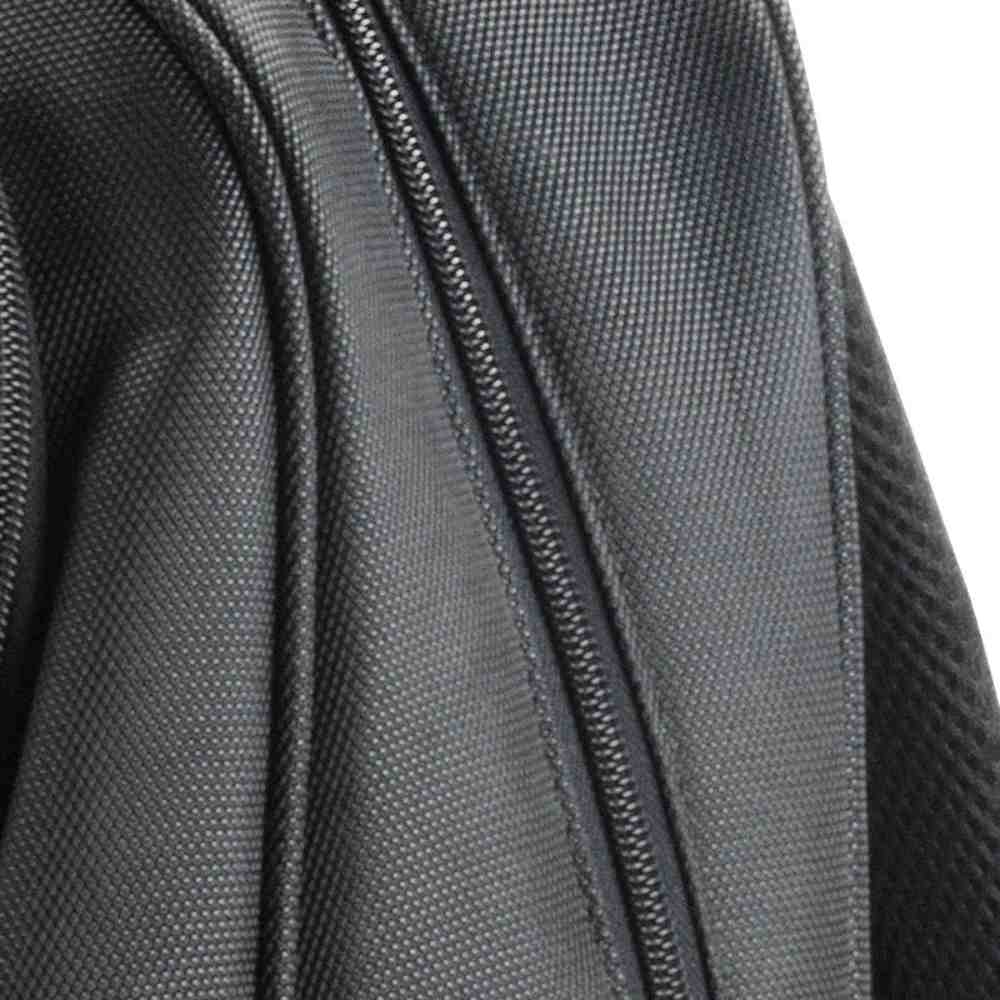 Mochila Klip Xtreme Tundra para laptop de hasta 15.6"