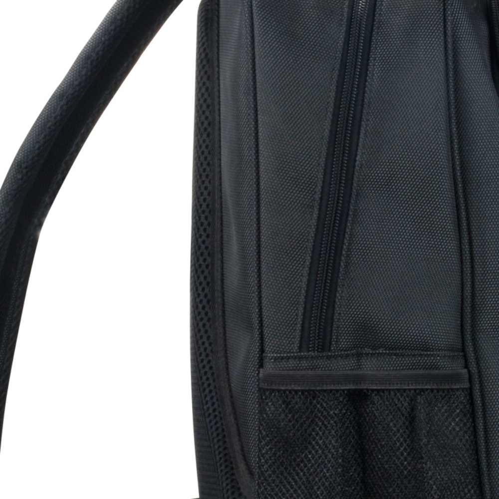 Mochila Klip Xtreme Tundra para laptop de hasta 15.6"