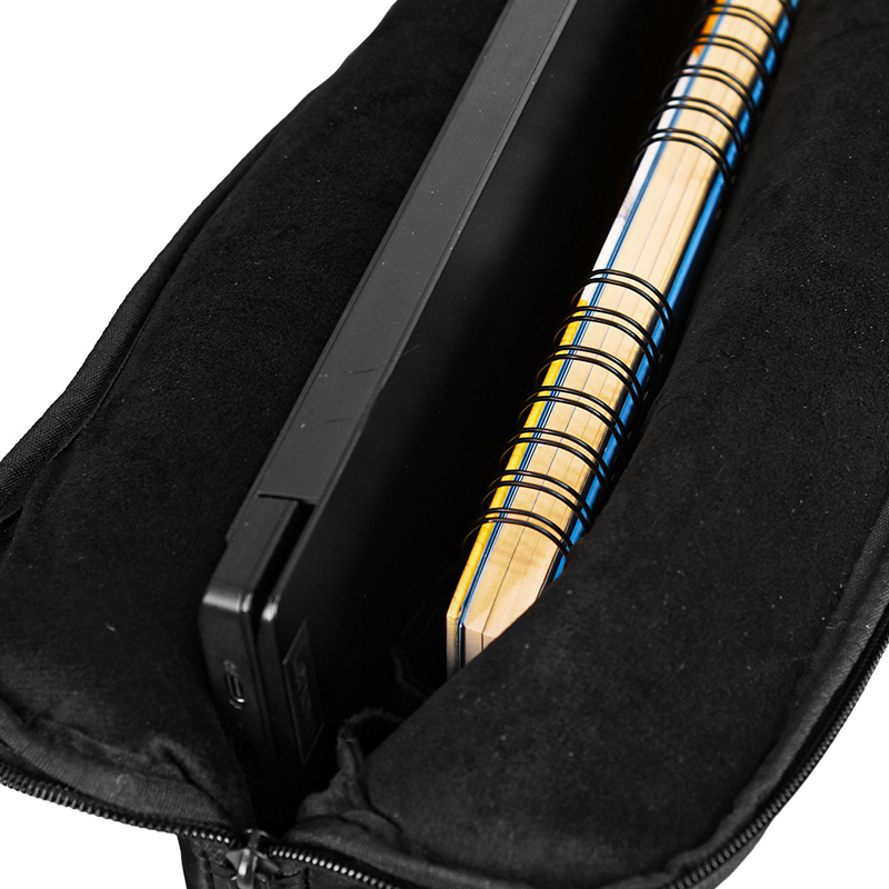 Klip Xtreme ADA LAPTOP SLEEVE 16" - Polyester - NEGRO